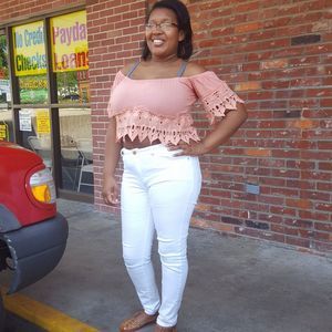 Meet your Posher, Michaela